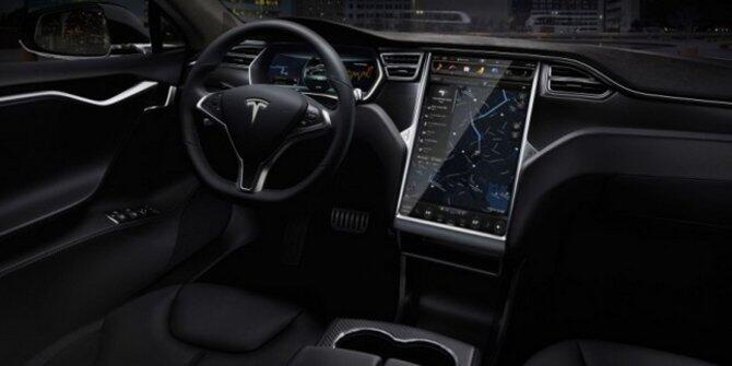 Ini 5 teknologi yang wajib ada di mobil masa kini