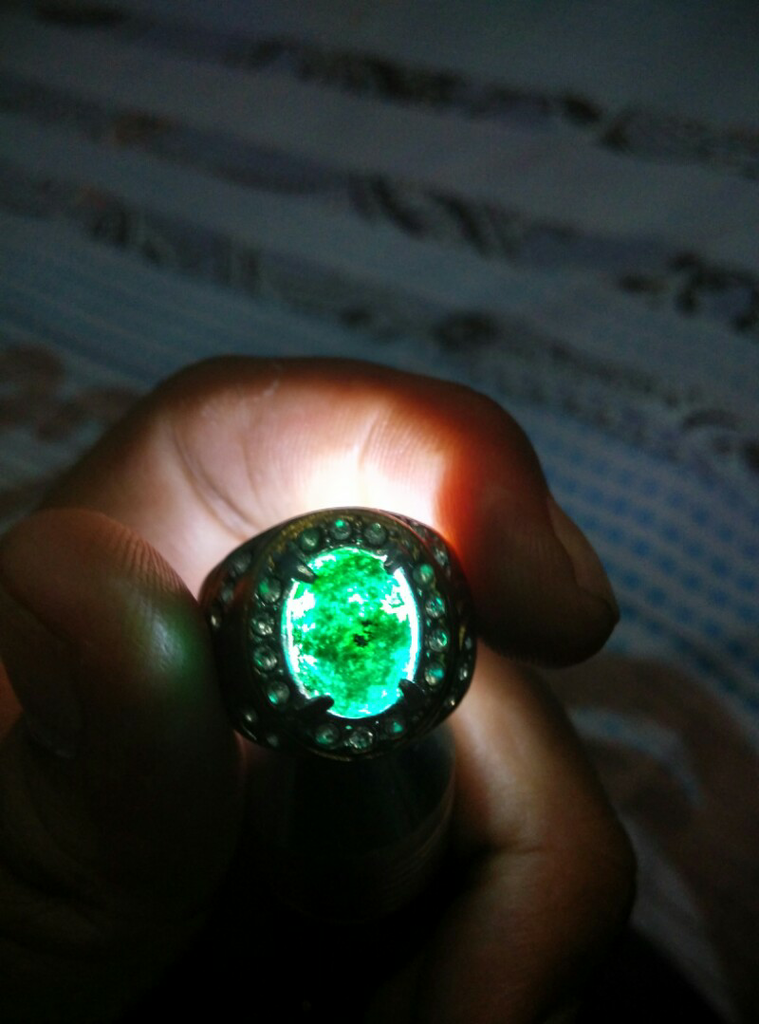 bacan doko bluish kristal tembus