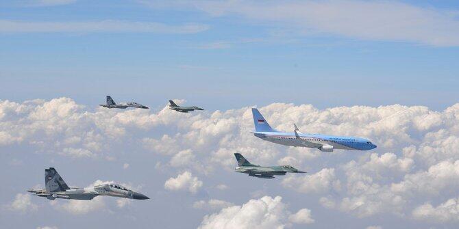 Urusan Jet Tempur, Lebih Baik Beli Buatan Amerika atau Rusia?