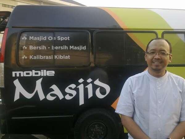 &#91;Keren Gansis&#93; &quot;Masjid Mobile&quot;, Inovasi Baru Tempat Shalat di Bandung