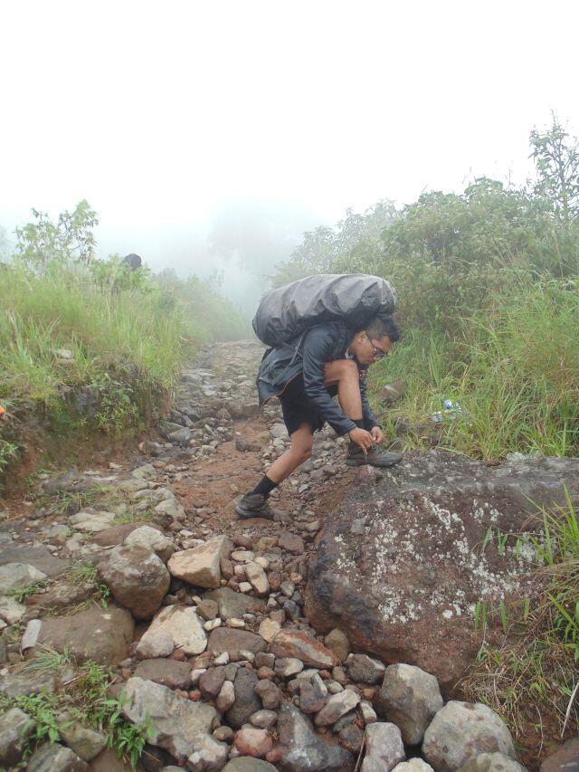 &#91;CatPer&#93; Menaklukan puncak Ogal Agil Mt. Arjuno 3339 Mdpl