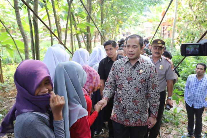 Menteri Marwan Yakin Seluruh Dana Desa Tersalur Pekan Depan