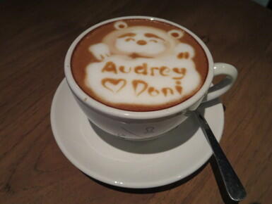 Wow! Cantiknya Warna-Warni Latte Art Ini, dari Warna Hijau sampai Merah ada!