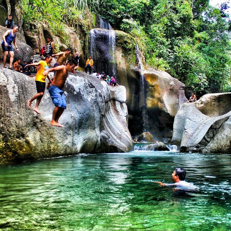 Wisata Pantai Elok Nan Indah, Agan Mau Liburan ? Ayo Ke Pariaman Gan :)