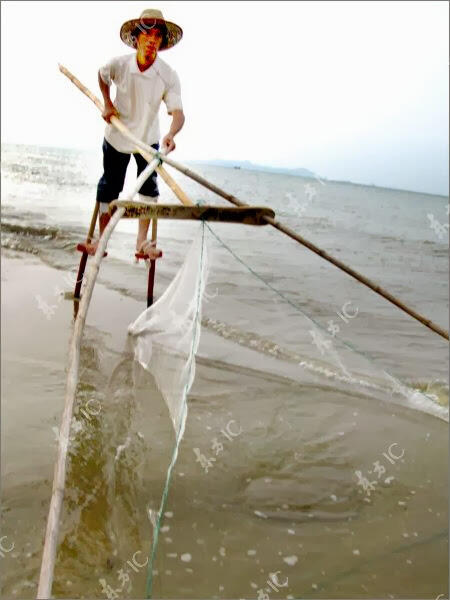 Berani Mencoba?! Cara Memancing Ikan Ala Orang Sri Langka &#91;PICT&#93;