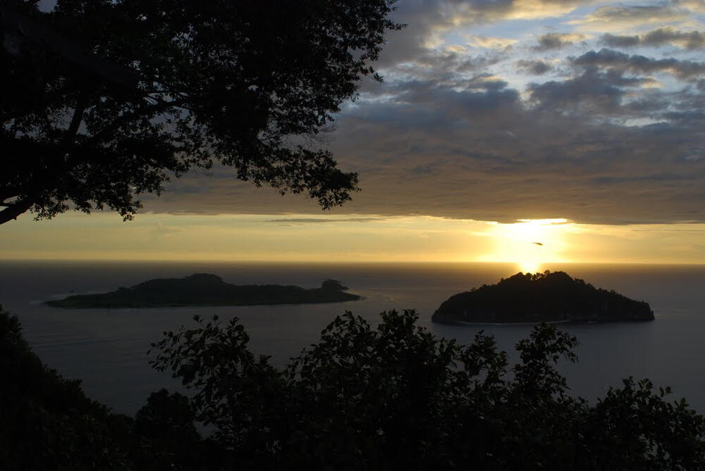 (BEAUTIFUL ACEH) PESONA KEINDAHAN PUNCAK GEURUTEE, ACEH JAYA