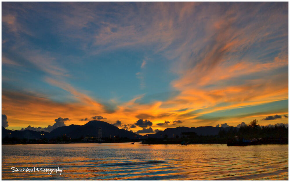 (BEAUTIFUL ACEH) PESONA KEINDAHAN PUNCAK GEURUTEE, ACEH JAYA