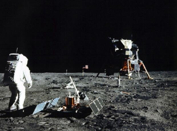 Lagi, Muncul Teori Pendaratan NASA di Bulan adalah Fiktif