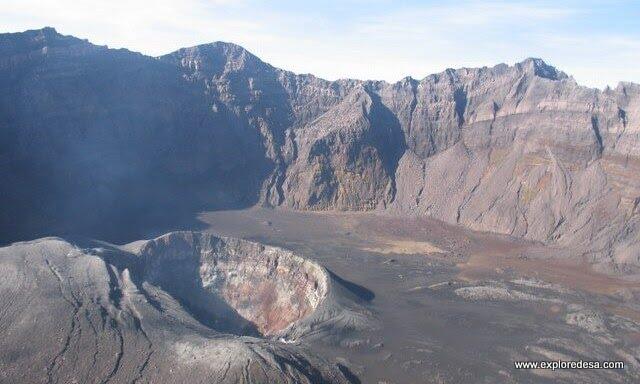 Gunung Raung Erupsi!!!