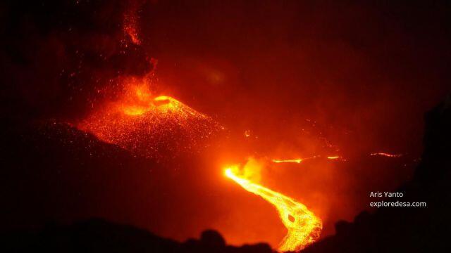 Gunung Raung Erupsi!!!