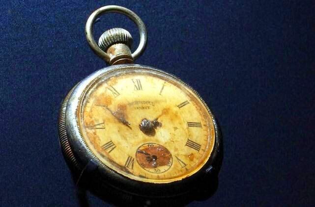 10 Benda Peninggalan Titanic Yang dilelang gan cek mari