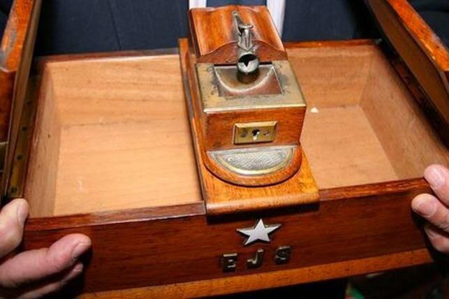 10 Benda Peninggalan Titanic Yang dilelang gan cek mari
