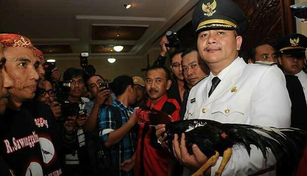 Khawatir Calon Tunggal, Risma Minta Parpol Lain Ajukan Jago