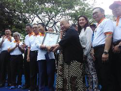 Ada Bu Rini, Berangkatkan 78.000 org, Program Mudik BUMN Pecahkan Rekor MURI