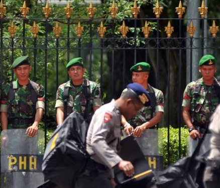 &#91;TNI vs Polri&#93; Bentrokan di Mako Brimob Semarang Libatkan Penerbang TNI AD