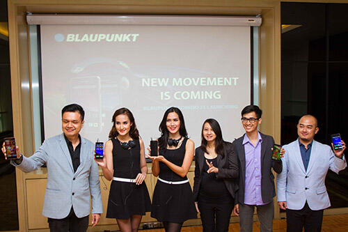 BLAUPUNKT Luncurkan Soundphone SONIDO J1 Yang Dibekali Dengan Headphones BP-102