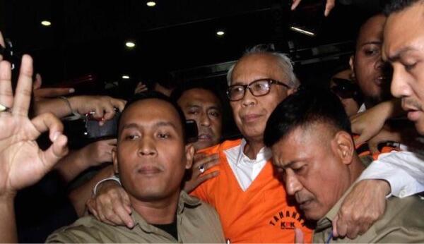 KPK Tahan OC Kaligis