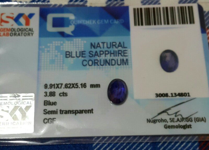 Blue Sapphire and Green Chalcedony