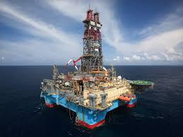 Offshore Guys. beberapa profesi di anjungan Kilang Minyak