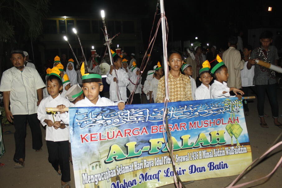 KEMERIAHAN TAKBIR KELILING DI KAMPUNG ANE &#91;PIC BWK INSIDE&#93;