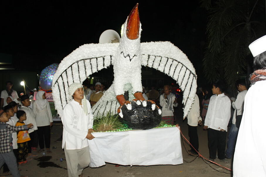 KEMERIAHAN TAKBIR KELILING DI KAMPUNG ANE &#91;PIC BWK INSIDE&#93;