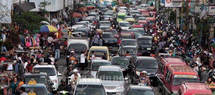 Kota Bandung dan Lembang Macet Total