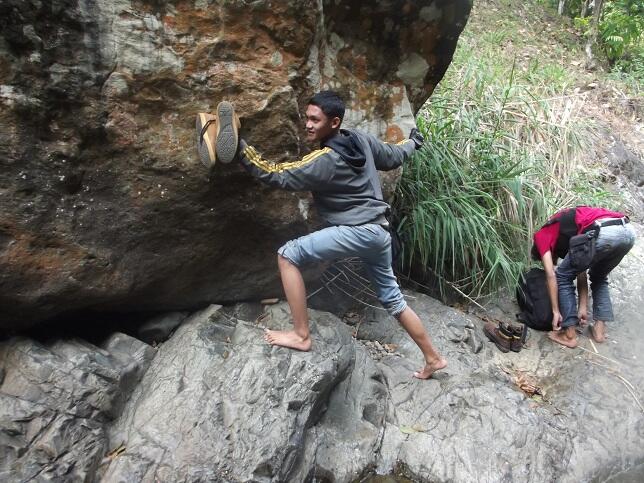 &#91;FR&#93; OneDayTrip™ - Tracking River Curug Putri Kencana