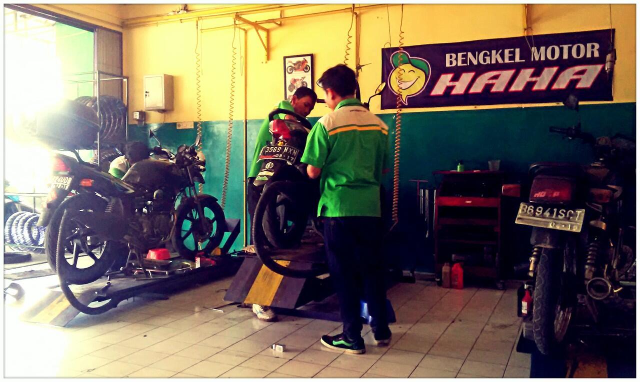 Di Butuhkan Mekanik Sepeda Motor