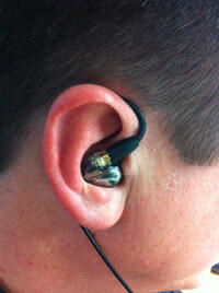 Macam-macam orang kalau pakai headset