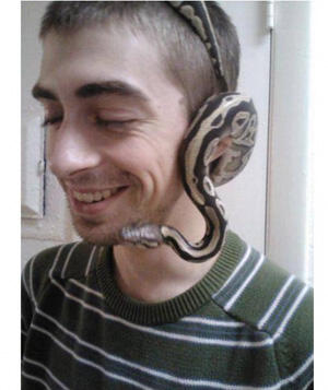 Macam-macam orang kalau pakai headset
