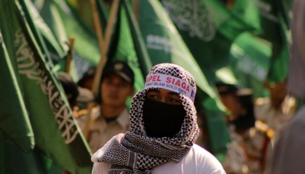 Pengendara Motor Berbendera ISIS Kejutkan Aksi Damai di Solo