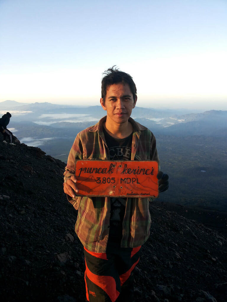 &#91;CATPER&#93; Menikmati Keindahan Mt. Kerinci, puncak pulau Sumatera.