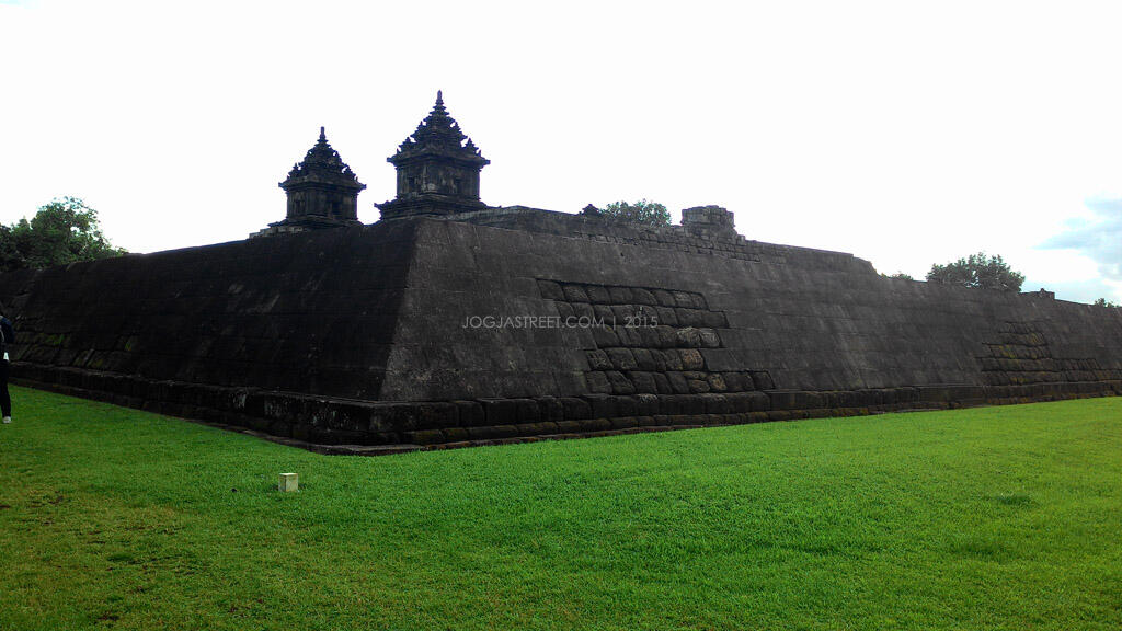 Candi - Candi Indah nan Eksotis yang tersembunyi di kawasan Jogja