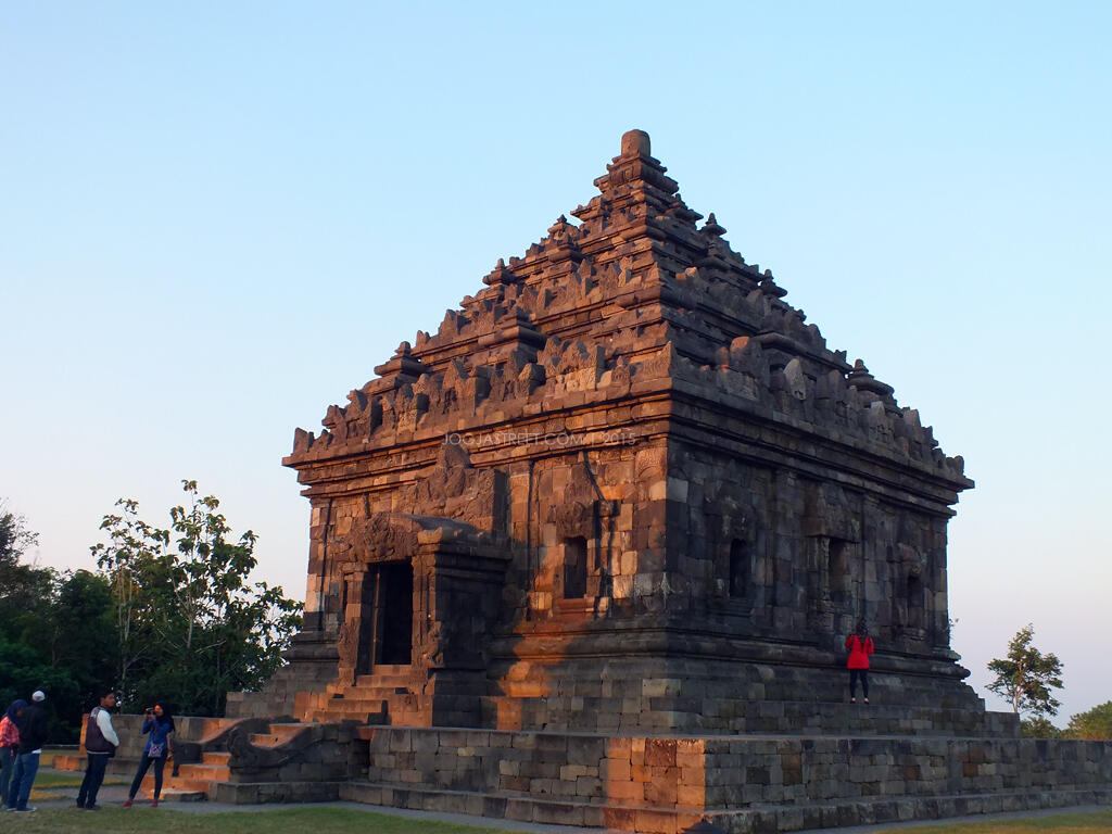 Candi - Candi Indah nan Eksotis yang tersembunyi di kawasan Jogja