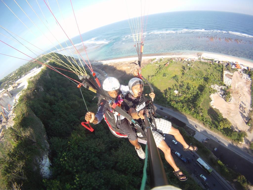 &#91;BALI&#93; Cara Baru menikmati keindahan pantai pandawa