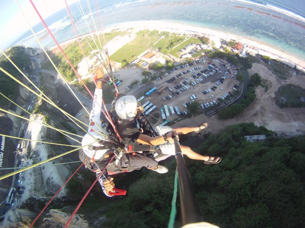 &#91;BALI&#93; Cara Baru menikmati keindahan pantai pandawa
