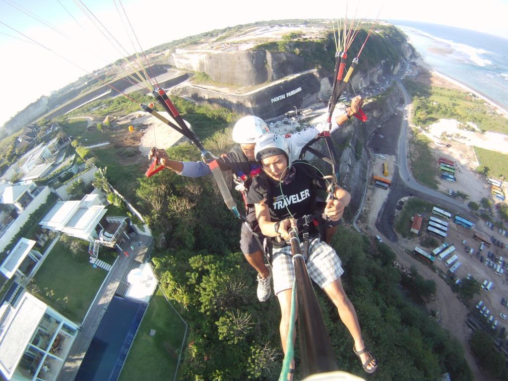 &#91;BALI&#93; Cara Baru menikmati keindahan pantai pandawa