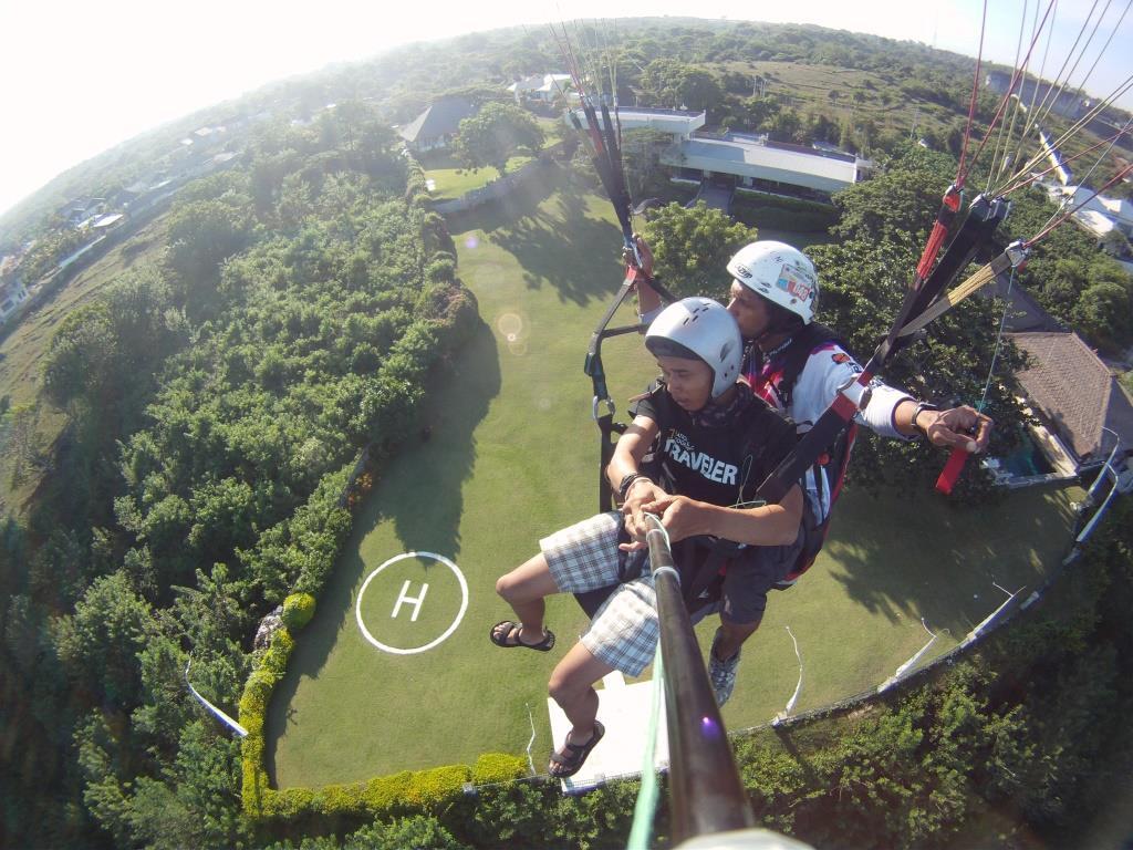 &#91;BALI&#93; Cara Baru menikmati keindahan pantai pandawa