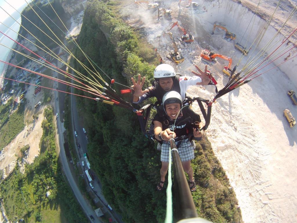 &#91;BALI&#93; Cara Baru menikmati keindahan pantai pandawa