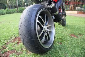 Jangan Sembarangan Memperbesar Ukuran Ban Sepeda Motor