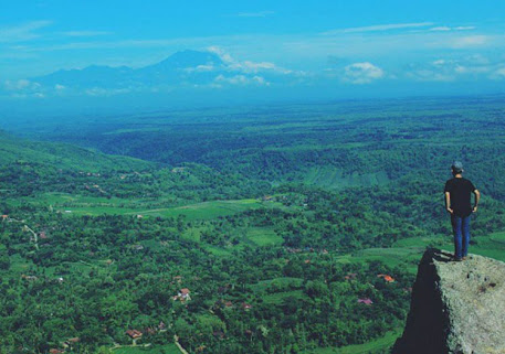 Gunung BEDES : Destinasi wisata photografi di Kota Ponorogo