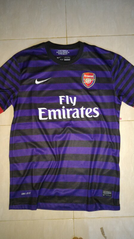 NIKE ARSENAL JERSEY AWAY 2012-2013 ORIGINAL/ASLI MURAH 100% (bkn Grade Ori/GO/KW)