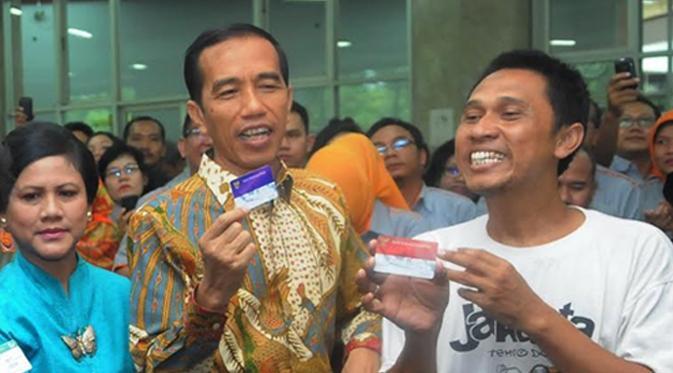 Canda Jokowi ke Anak SD, 'Yang Kurus Biasanya Pintar'