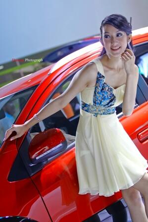 Kontes Kecantikan Untuk Sales Promotion Girl (SPG) 
