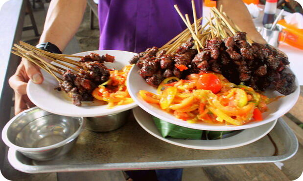 ANEKA SATE KHAS NUSANTARA..SATE LOVERS, MASUKKKKK !