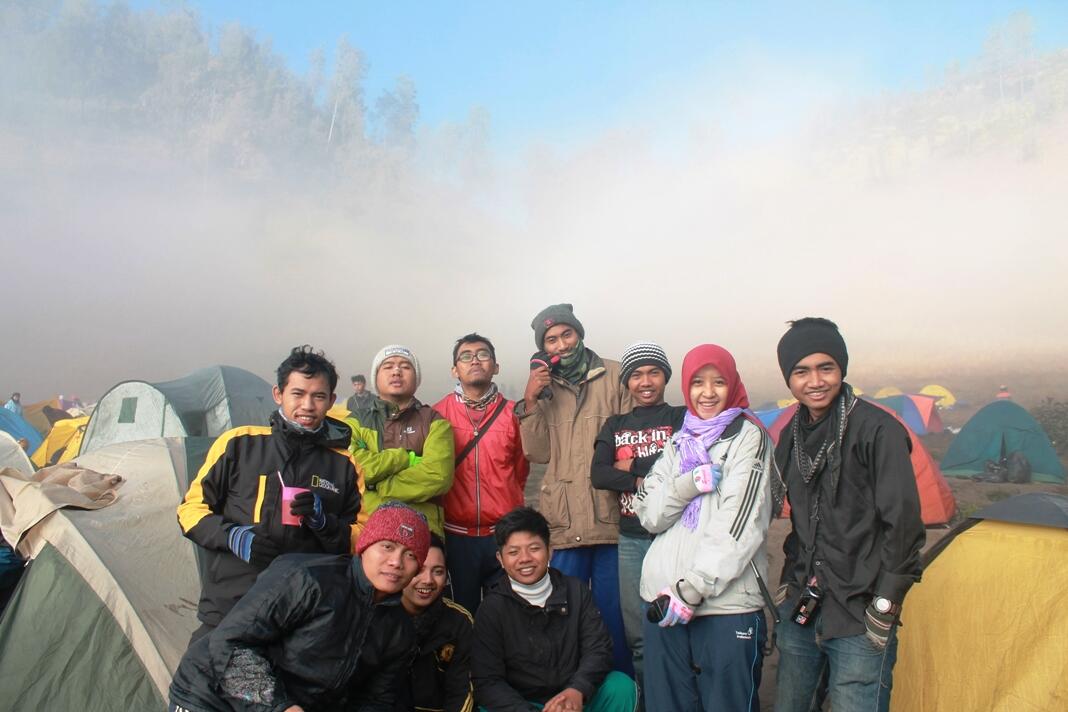 Merasakan dinginnya surga para pendaki. Mt. Semeru (Ranu Kumbolo)