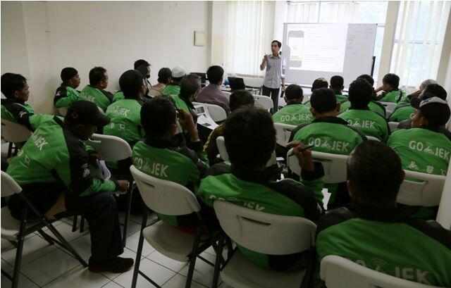 5 Bulan Kerja, Driver Go-Jek Targetkan Beli Mobil dan Naik Haji