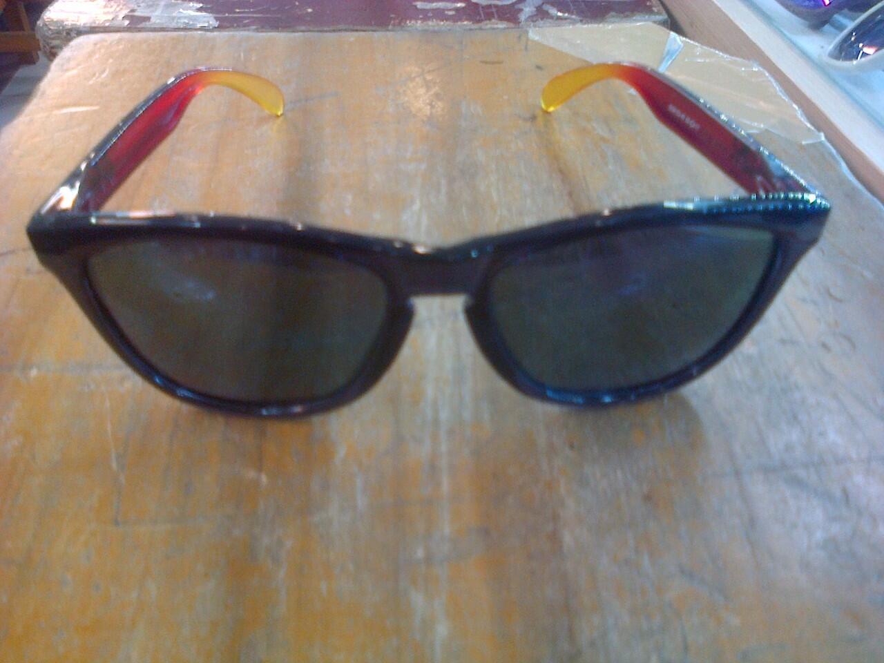 KACAMATA SUNGLASESS / FRAME OAKLEY HOLBROOK GARAGE ROCK DEVIATION MURAH