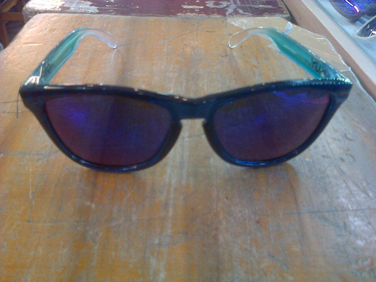 KACAMATA SUNGLASESS / FRAME OAKLEY HOLBROOK GARAGE ROCK DEVIATION MURAH
