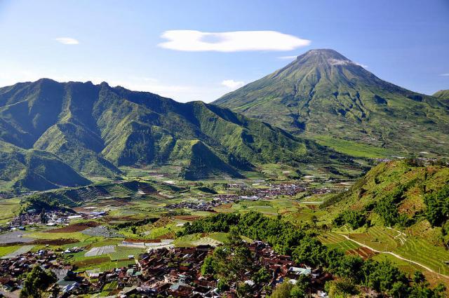 Wisata Alam Terbaik Di Republik INDONESIA yang wajib agan kunjungi - Part 1